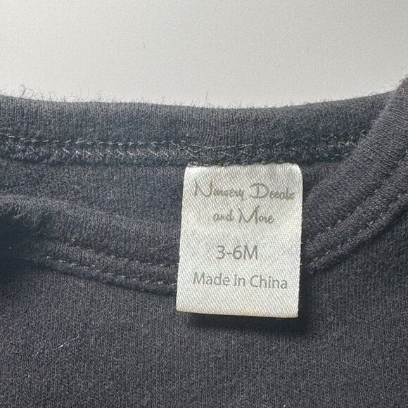 Set of 2 Onesies for a Weighlifting Baby, size 0-3 months, 3-6 months - Picture 7 of 9